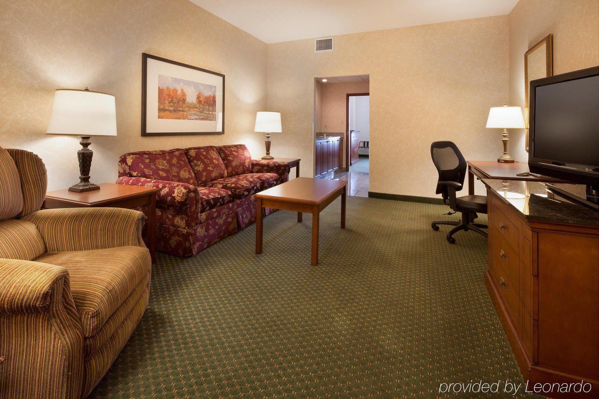 Drury Inn & Suites West Des Moines Exterior photo